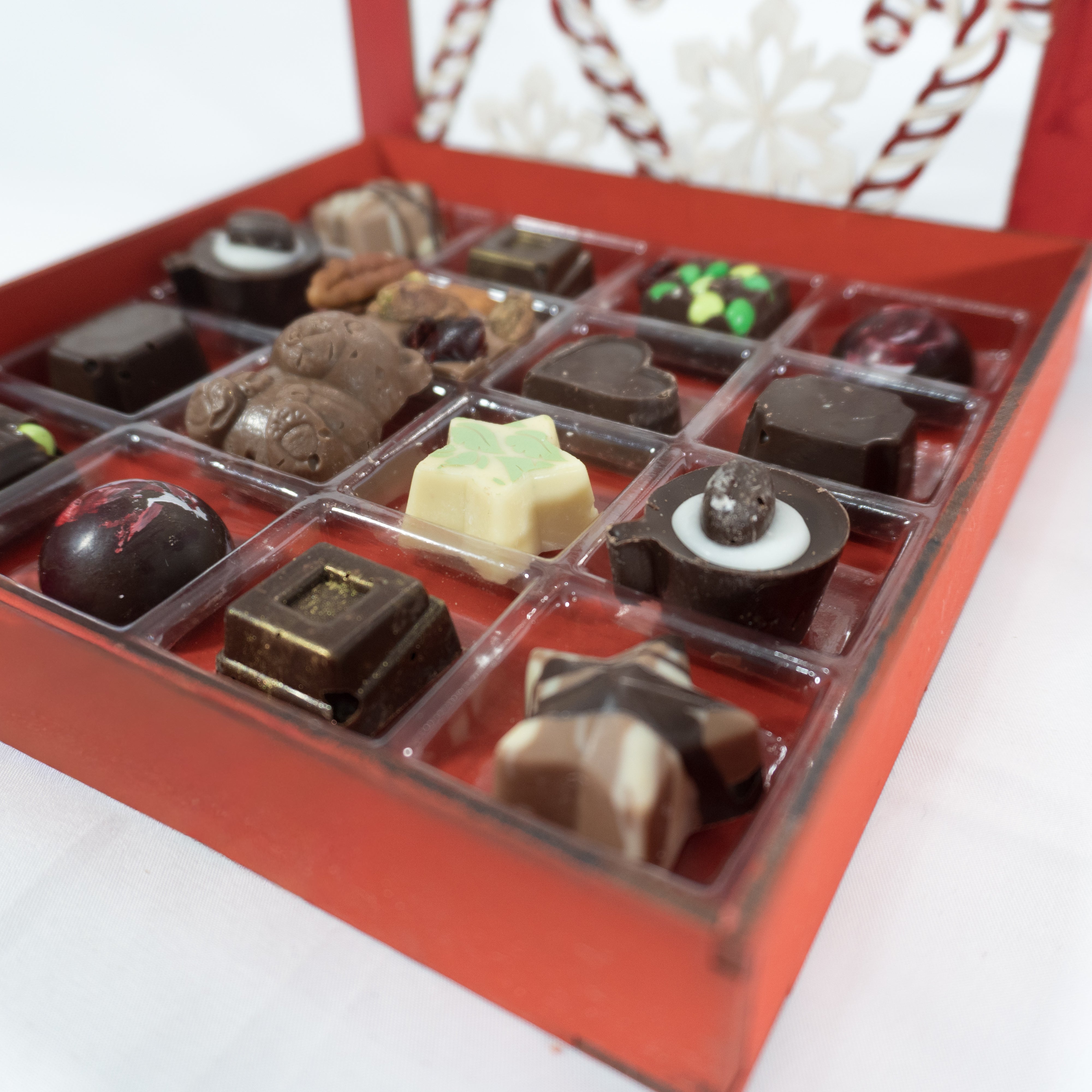 Estuche de Madera Navidad con 16 Chocolates