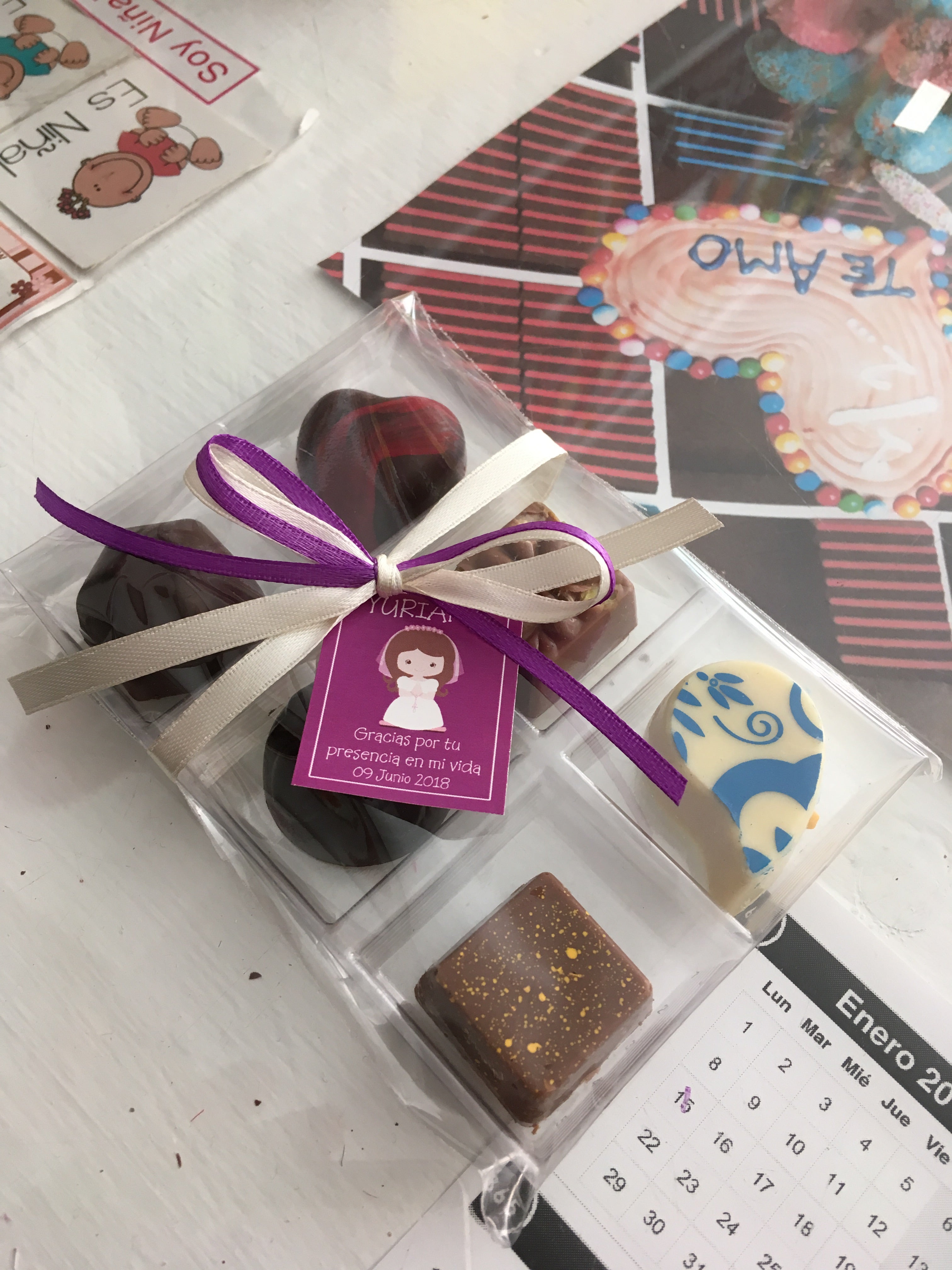 Paquete de 30, 50 ó 70 Blisters de 6 Chocolates