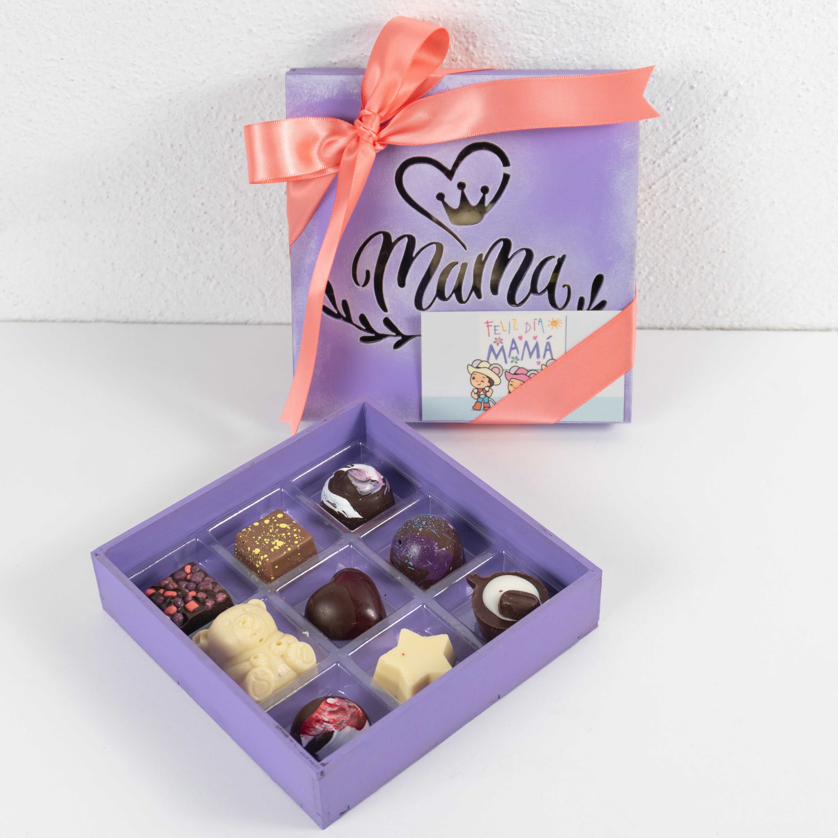 Estuche de Madera de 9 Chocolates para Mamá