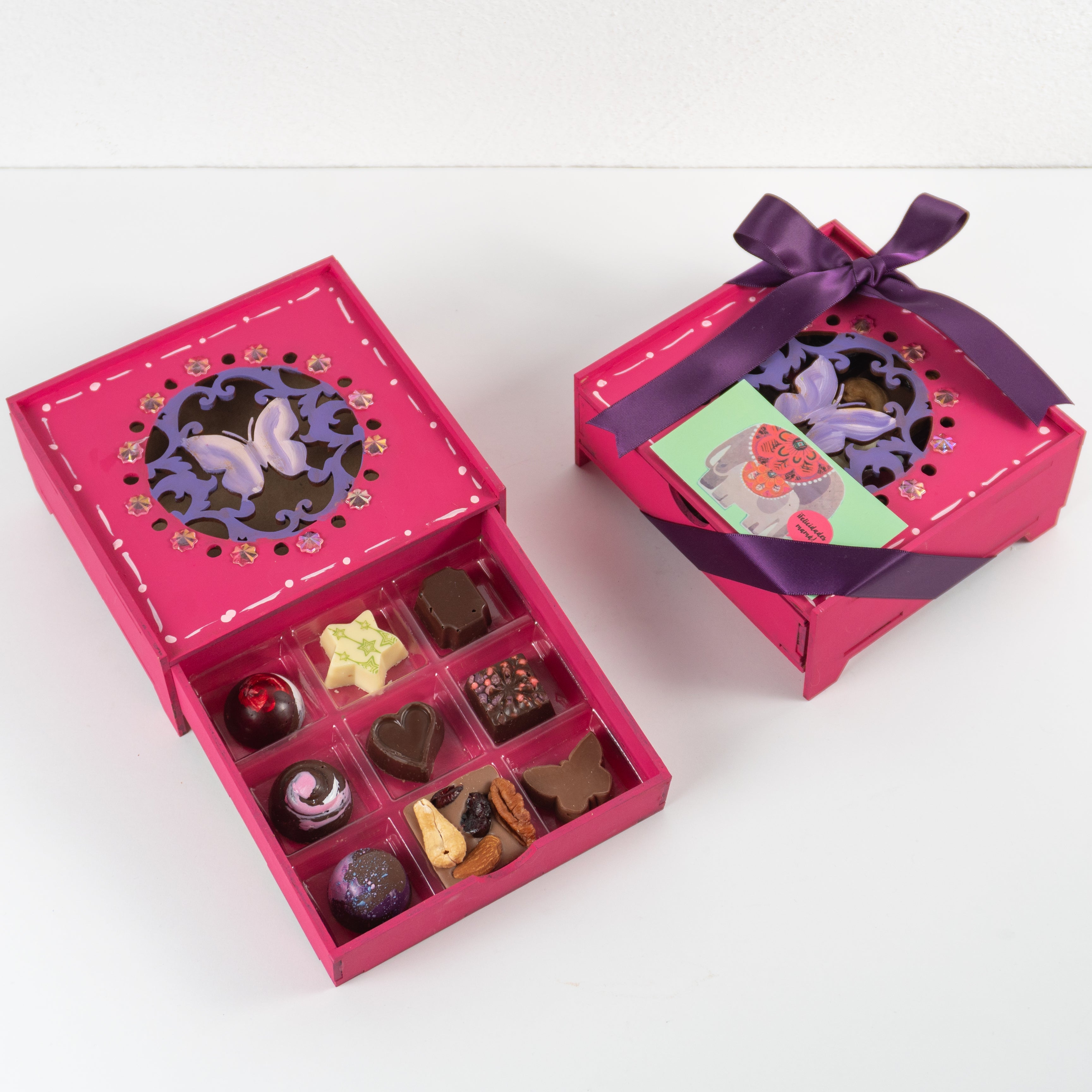 Cajonera Mariposa de 9 Chocolates para Mamá