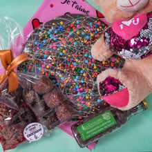 Cargar imagen en el visor de la galería, Combo Pizza de Chocolate con Osito &quot;I LOVE U&quot;
